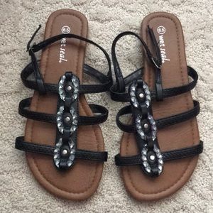 Sandals🏕